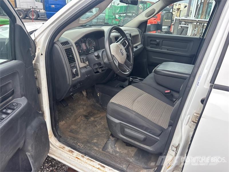 Dodge Ram 4500 트랙터 유닛