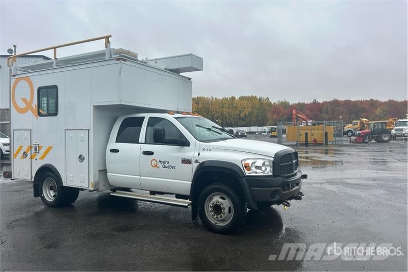 Dodge Ram 5500 Lava-autot