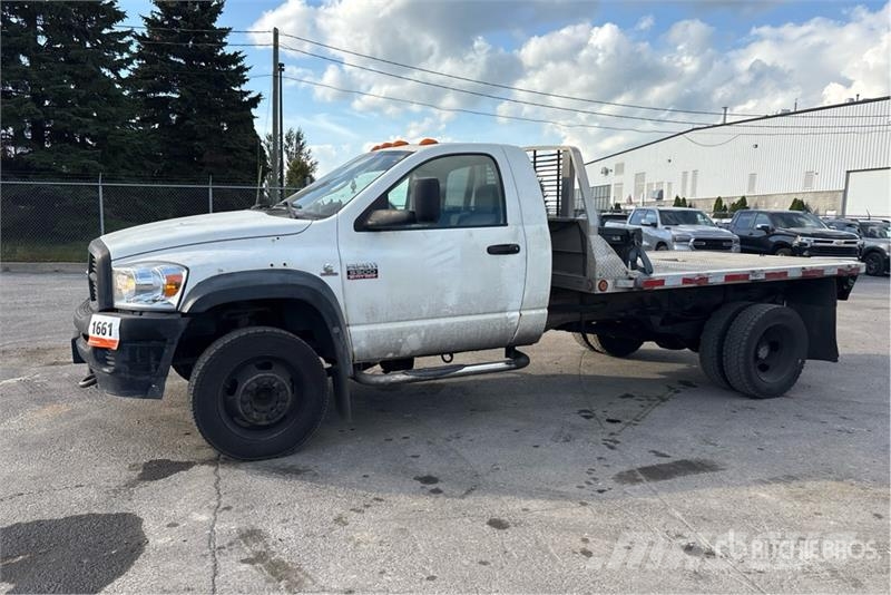 Dodge Ram 5500 Flatbed / Dropside trucks
