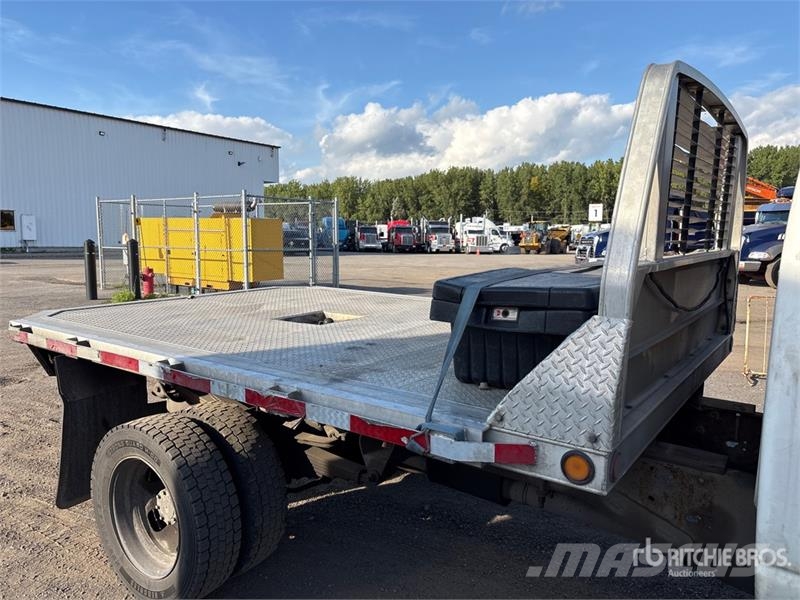Dodge Ram 5500 Lastbil med lad/Flatbed