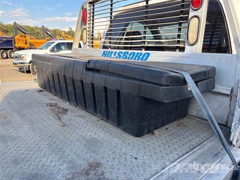 Dodge Ram 5500 Lastbil med lad/Flatbed