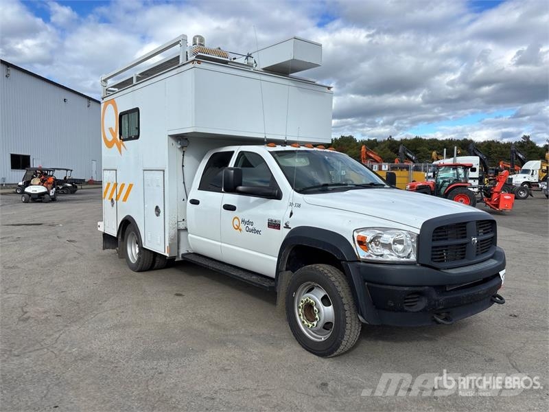 Dodge Ram 5500 4x2 Crew Cab Utility Truck Pick up/Valník