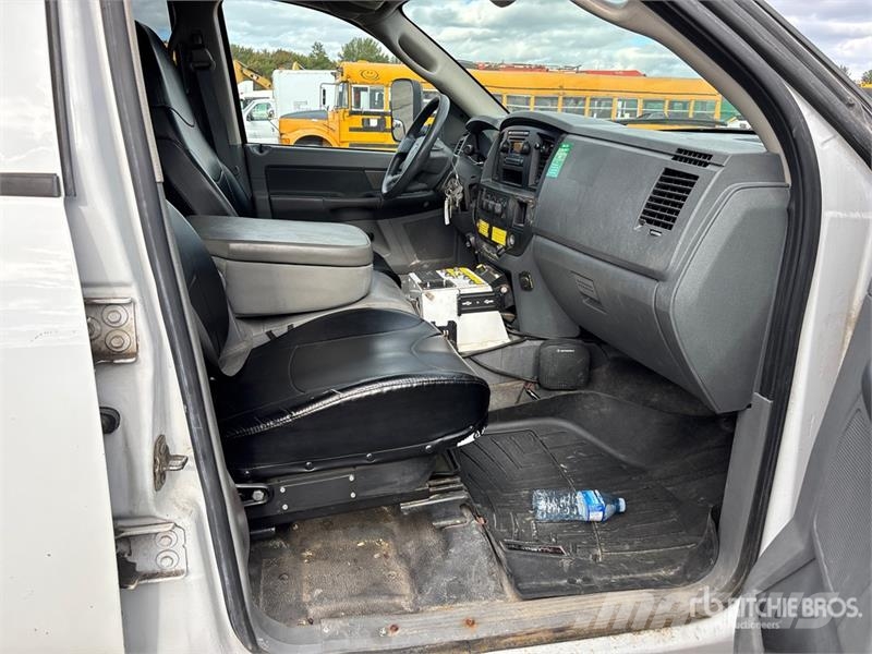 Dodge Ram 5500 4x2 Crew Cab Utility Truck Pick up/Valník