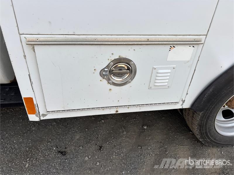 Dodge Ram 5500 4x2 Crew Cab Utility Truck Pick up/Valník