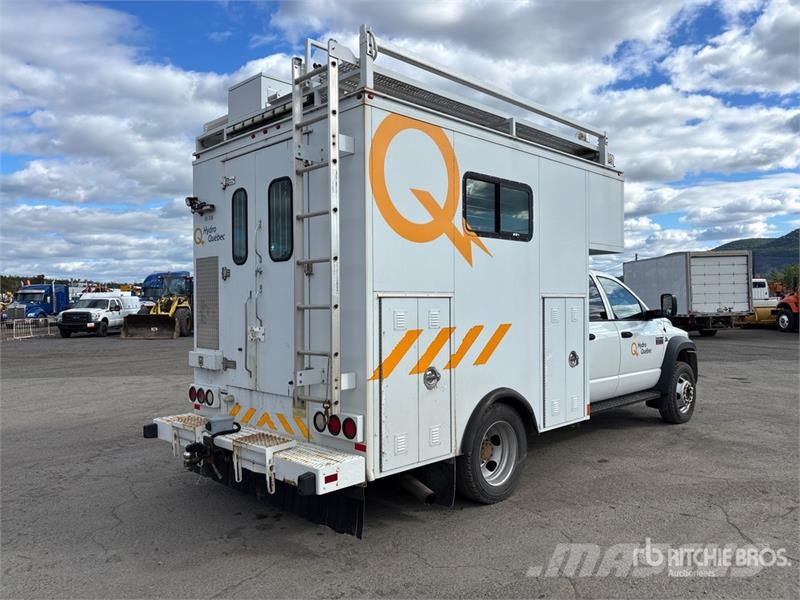 Dodge Ram 5500 4x2 Crew Cab Utility Truck Pick up/Valník