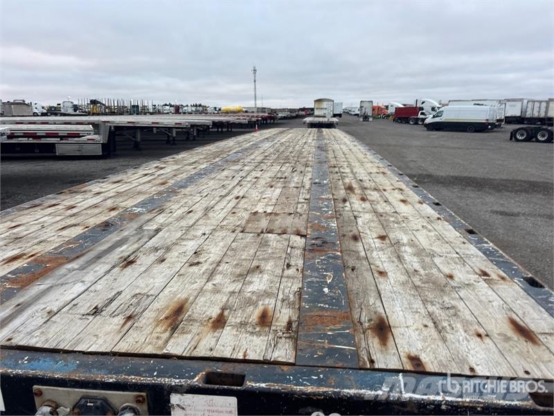 Doepker 53 ft Tri/A Flatbed Trailer Flatbed/Dropside trailers