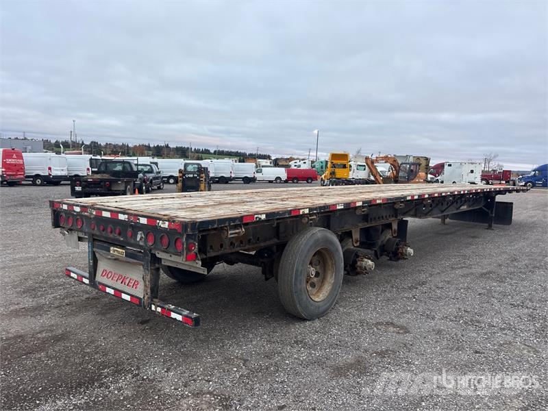 Doepker 53 ft Tri/A Flatbed Trailer Flatbed/Dropside trailers