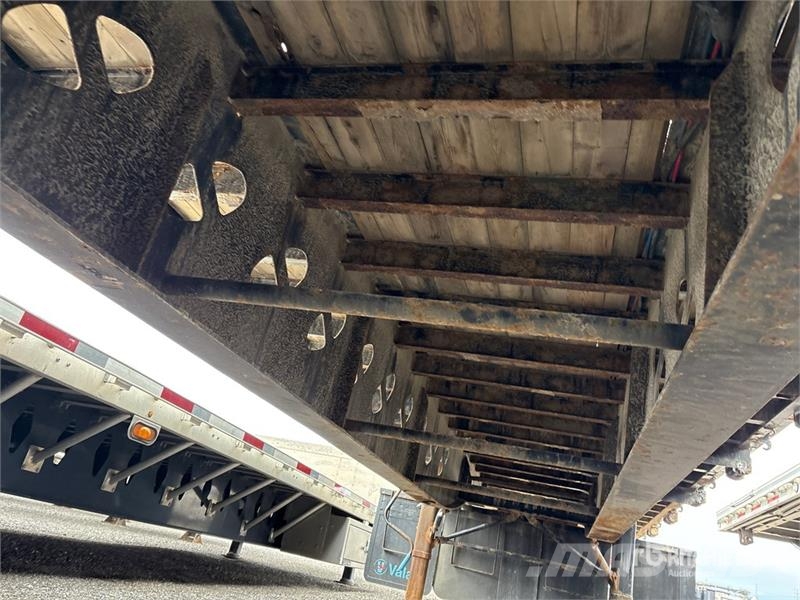 Doepker 53 ft Tri/A Flatbed Trailer (Inoperable) Platformy / Przyczepy z otwieranymi burtami
