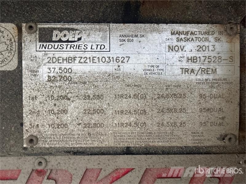 Doepker 53 ft Tri/A Flatbed Trailer Flatbed/Dropside trailers