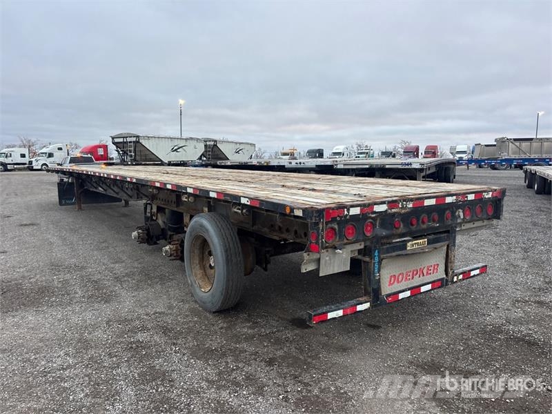 Doepker 53 ft Tri/A Flatbed Trailer Flatbed/Dropside trailers