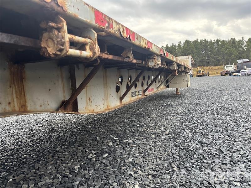 Doepker 53 ft Tri/A Step Deck Trailer Nizki nakladalci