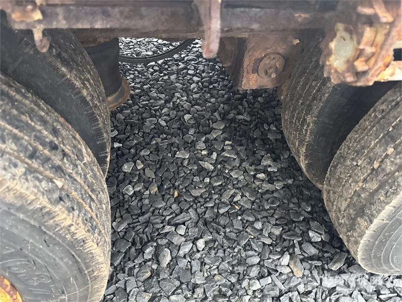 Doepker 53 ft Tri/A Step Deck Trailer Nizki nakladalci