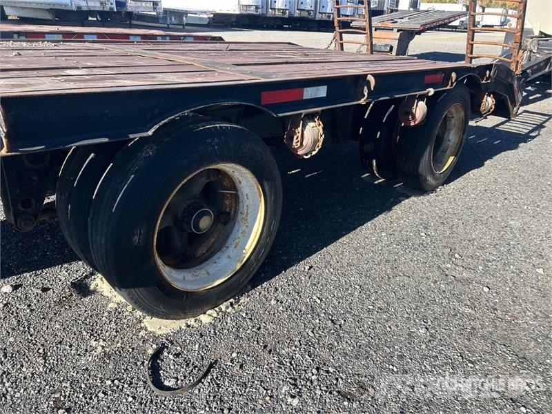 Domes 20 ft T/A Equipment Trailer Prikolice za prevoz vozil