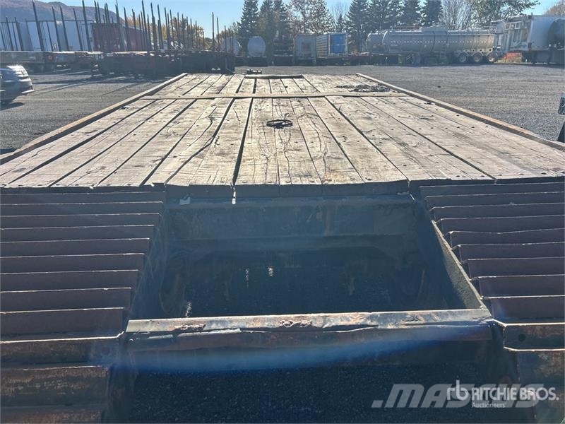 Domes 20 ft T/A Equipment Trailer Prikolice za prevoz vozil
