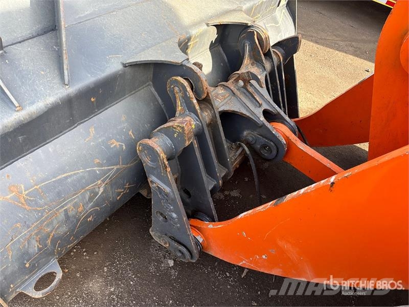 Doosan DL220-3 Wheel loaders