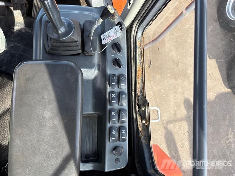 Doosan DL220-3 Wheel loaders