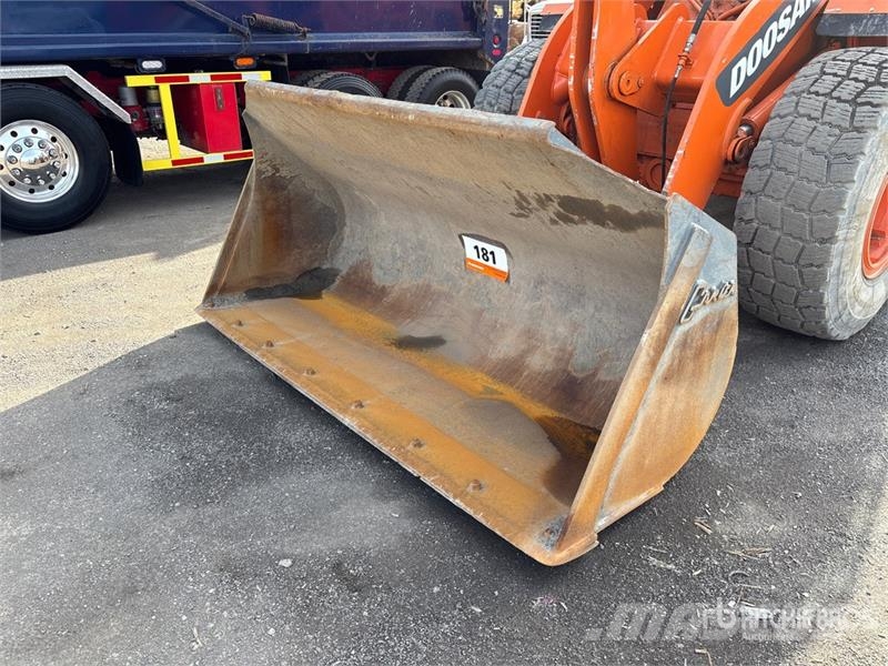 Doosan DL220-3 Wheel loaders
