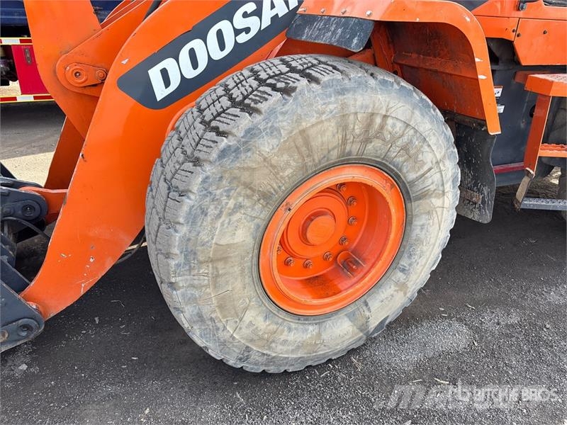 Doosan DL220-3 Wheel loaders