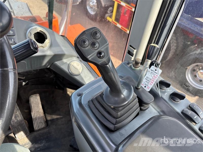 Doosan DL220-3 Wheel loaders