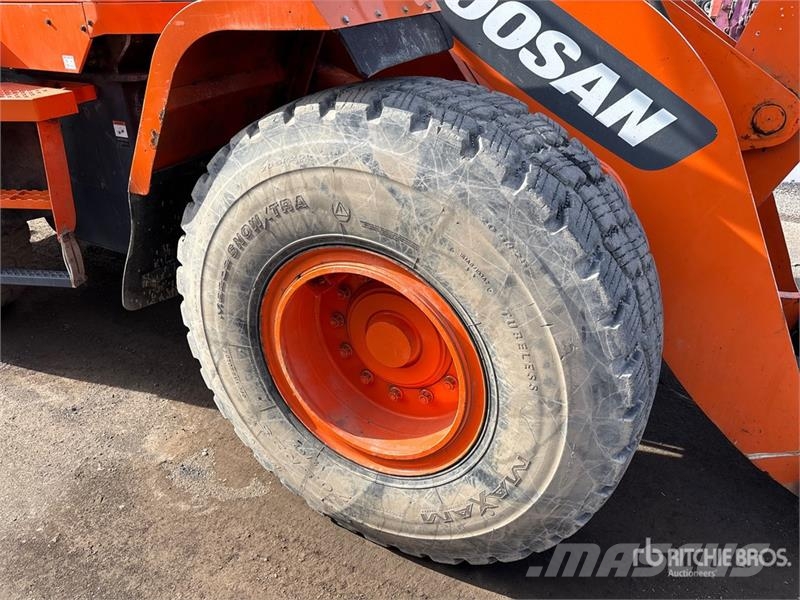 Doosan DL220-3 Wheel loaders