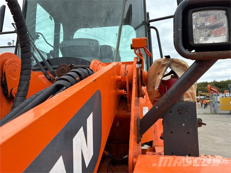 Doosan DL250 Wheel loaders