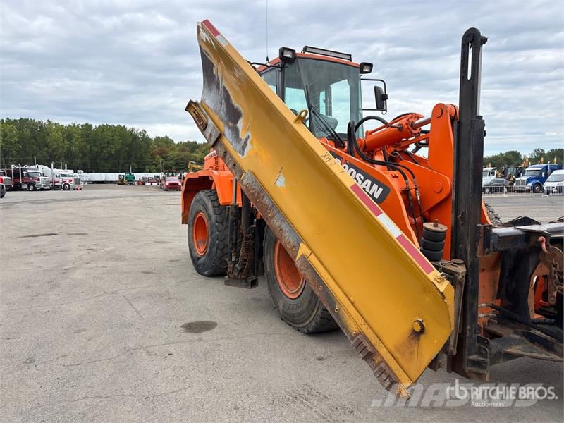 Doosan DL250 Wheel loaders