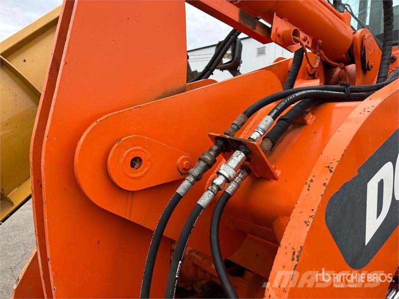 Doosan DL250 Wheel loaders