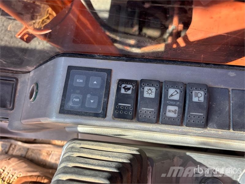 Doosan DX235 LCR Tracked Excavator Raupenbagger