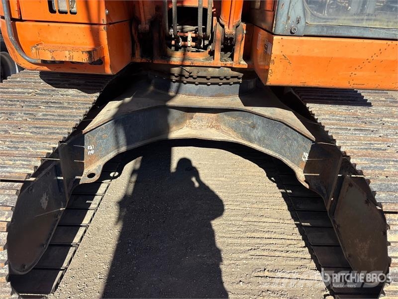 Doosan DX235 LCR Tracked Excavator Raupenbagger