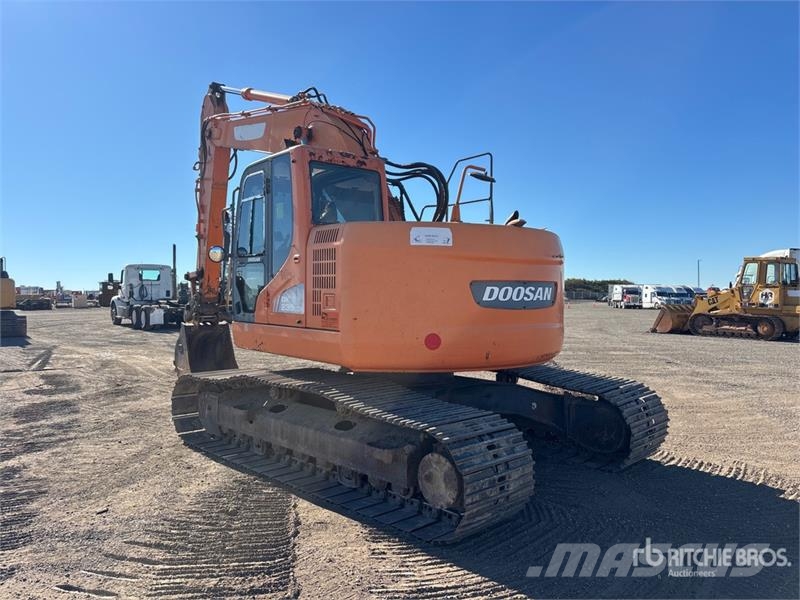 Doosan DX235 LCR Tracked Excavator Raupenbagger
