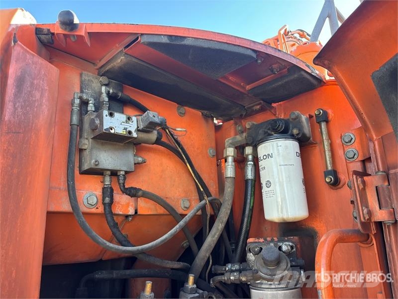 Doosan DX235 LCR Tracked Excavator Raupenbagger