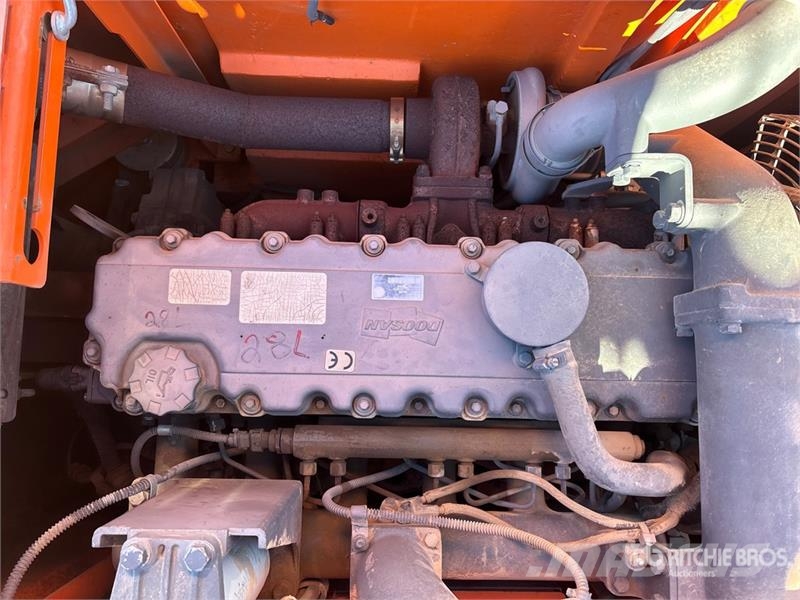 Doosan DX235 LCR Tracked Excavator Raupenbagger
