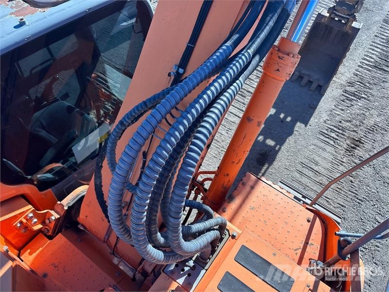 Doosan DX235 LCR Tracked Excavator Raupenbagger