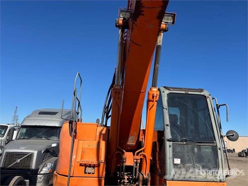 Doosan DX235 LCR Tracked Excavator Raupenbagger