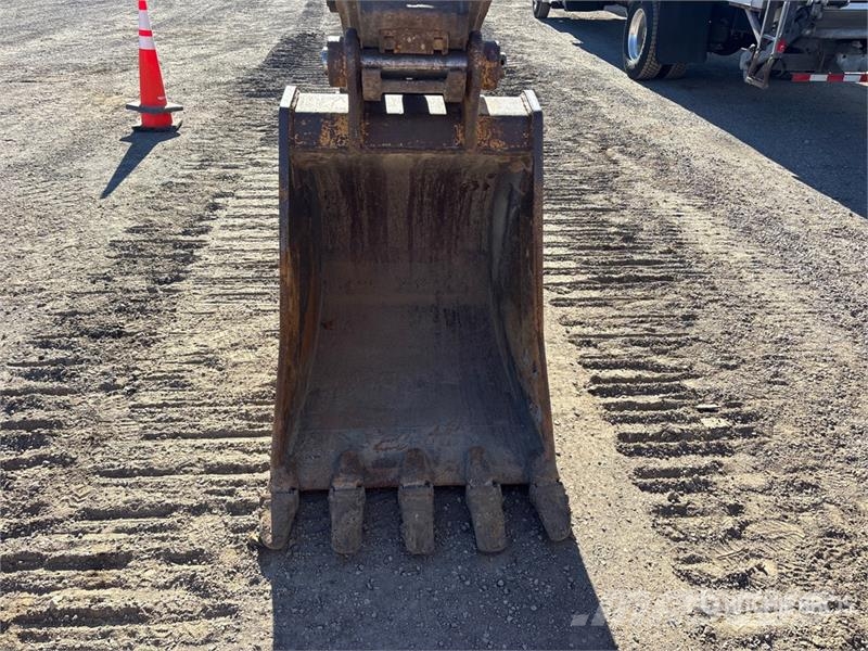 Doosan DX235 LCR Tracked Excavator Raupenbagger