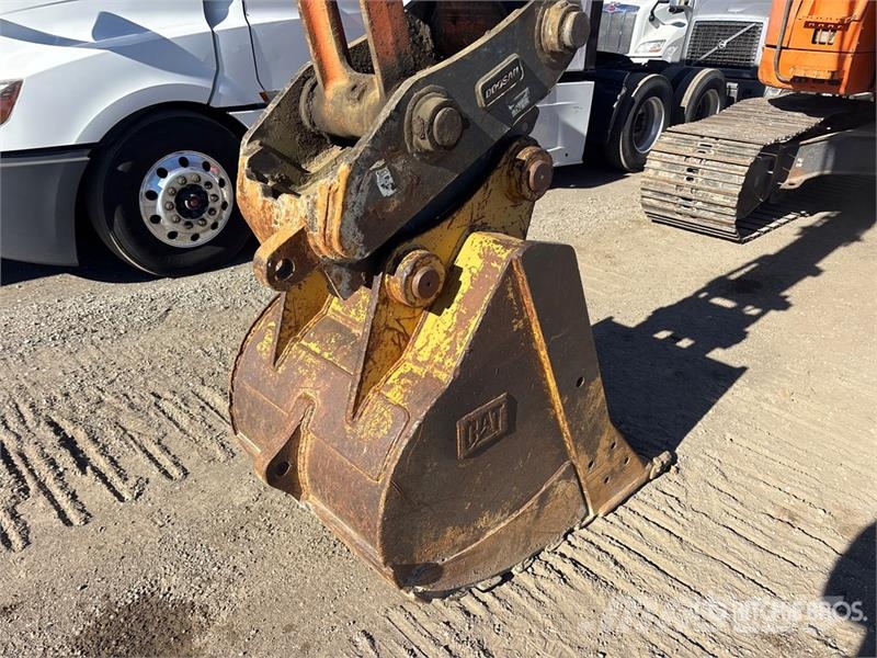 Doosan DX235 LCR Tracked Excavator Raupenbagger