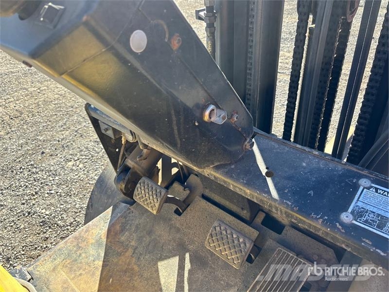 Doosan G25E-3 4500 lb Cushion Tire Forklift Heftrucks overige