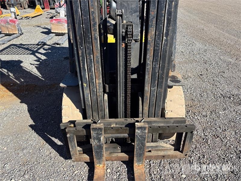 Doosan G25E-3 4500 lb Cushion Tire Forklift Heftrucks overige
