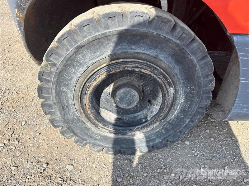 Doosan G25E-5 3600 lb Cushion Tire Forklift Другие складские механизмы