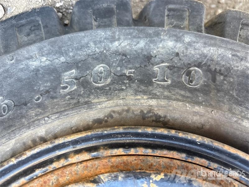 Doosan G25E-5 3600 lb Cushion Tire Forklift Другие складские механизмы