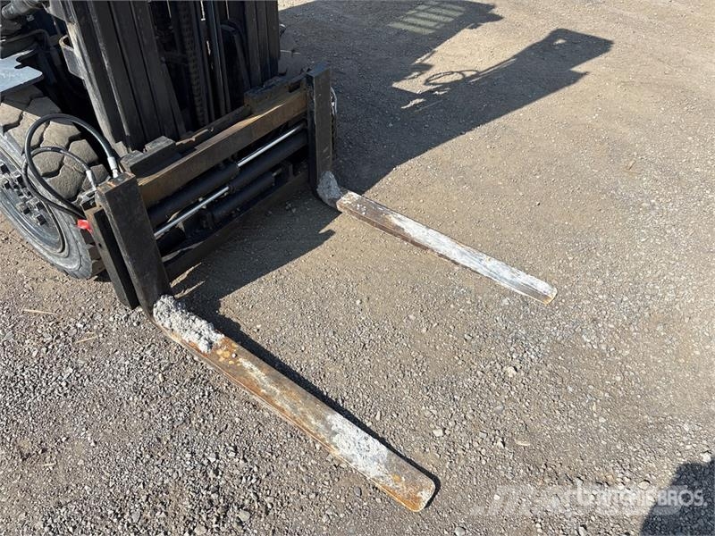 Doosan G25E-5 3600 lb Cushion Tire Forklift Другие складские механизмы