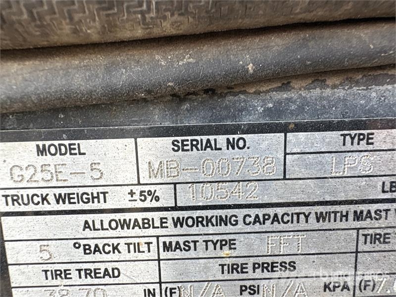 Doosan G25E-5 3600 lb Cushion Tire Forklift Другие складские механизмы