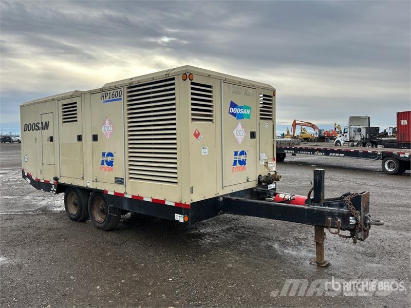 Doosan HP1600WCU-FX-T4I Mobile Air Compressor Compresores