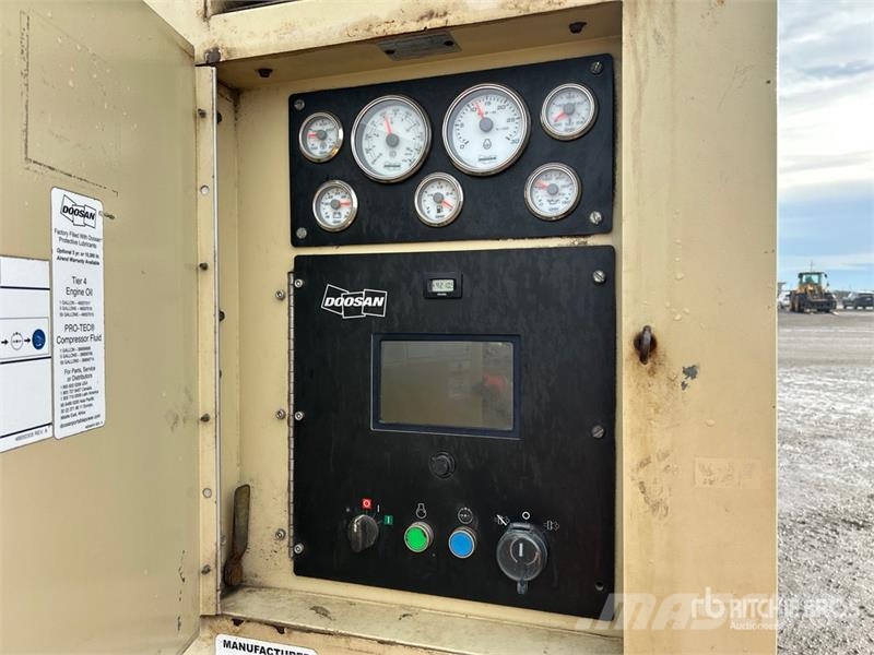 Doosan HP1600WCU-FX-T4I Mobile Air Compressor Compresores