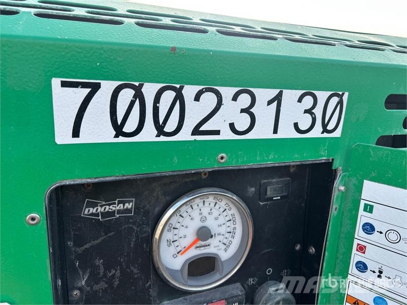 Doosan HP375WCU-T4F Mobile Air Compressor 压缩机