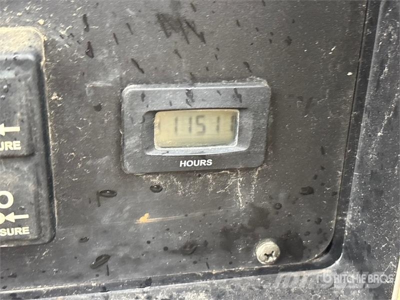 Doosan P250/HP210WDO-T4F Mobile Mobile Air Compressor Kompresori