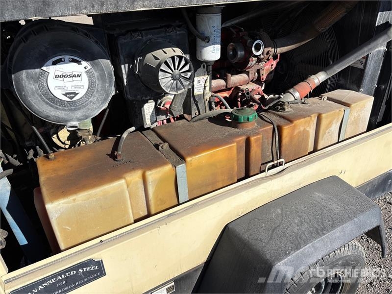 Doosan P425 コンプレッサー
