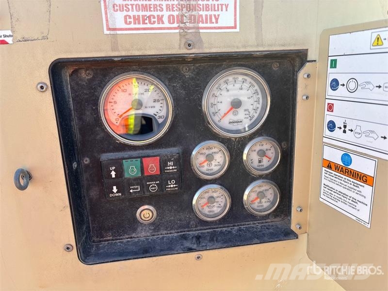 Doosan P425 コンプレッサー