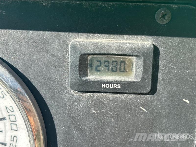 Doosan P425 HP 375 WCU-T4I Mobile Mobile Air Compressor Kompresory