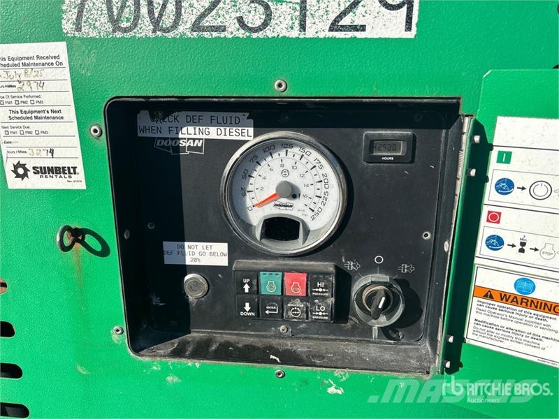 Doosan P425 HP 375 WCU-T4I Mobile Mobile Air Compressor Kompresory